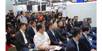 �����ͼ���CCMT2024��Ʒ������ʢ���Ļ�����������߶��������������ҵ���쳱��